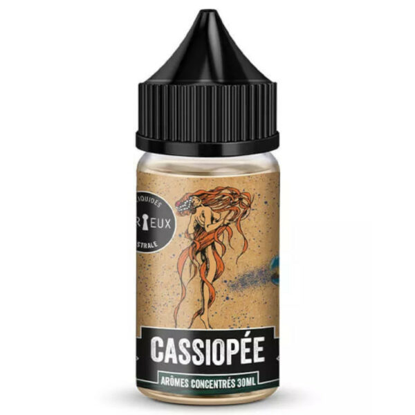 Mangue juteuse, pêche sucrée et fraîcheur givrée : le concentré Cassiopée 30ml (Curieux – Édition Astrale) vous propulse dans une vape fruitée et végétale, éclatante et rafraîchissante. Parfait pour vos recettes DIY estivales !