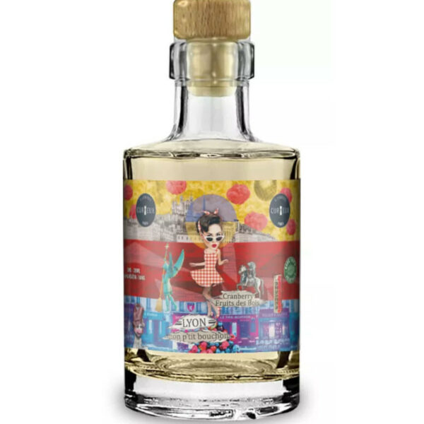Redécouvrez Lyon avec Mon P’tit Bouchon de Curieux : cranberry, fruits des bois et fraîcheur dans un e-liquide 100 % végétal. Format 200 ml à personnaliser.